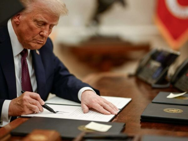 Tarif Era Trump Belum Gugur, Pengadilan Banding Tunda Eksekusi Putusan