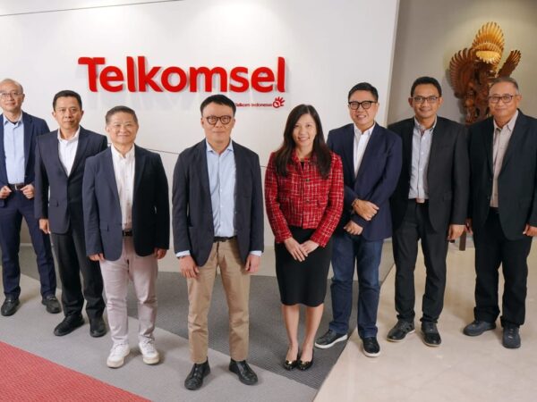 RUPST Telkomsel: Diaz Hendropriyono Jadi Komisaris Utama, Ahmad Riza Patria Masuk Dewan Komisaris