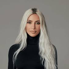 Kim Kardashian: Dari Reality Show ke Reformasi Hukum