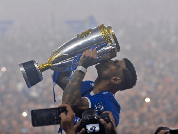 Ciro Alves Resmi Berpisah, Persib Bandung Lepas Sang Pahlawan Lini Depan