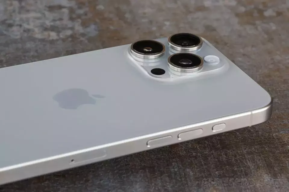 iPhone 17 Diprediksi Lebih Mahal, Dampak Tarif Impor AS ke Produk Tiongkok
