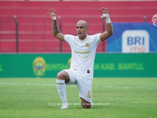 Persib Bandung Resmi Datangkan Dua Pemain Asing Baru untuk Musim 2025-2026