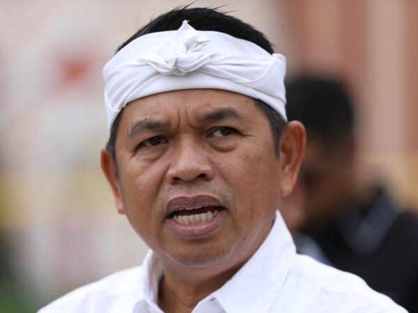 Pagi Lebih Pagi, Malam Lebih Cepat: Aturan Baru Pelajar Jabar dari Gubernur Dedi
