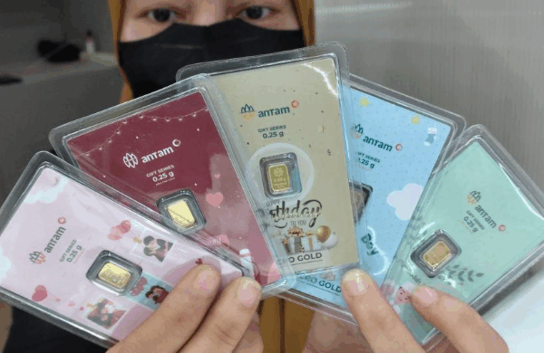 Harga Emas Antam Naik Tajam, Tembus Rp 1,9 Juta per Gram
