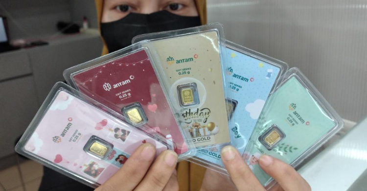 Harga Emas Antam Naik Tajam, Tembus Rp 1,9 Juta per Gram