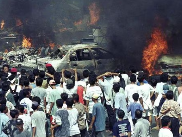 Fadli Zon Bantah Pemerkosaan Massal 1998, Sejarawan: Ini Dusta Besar!