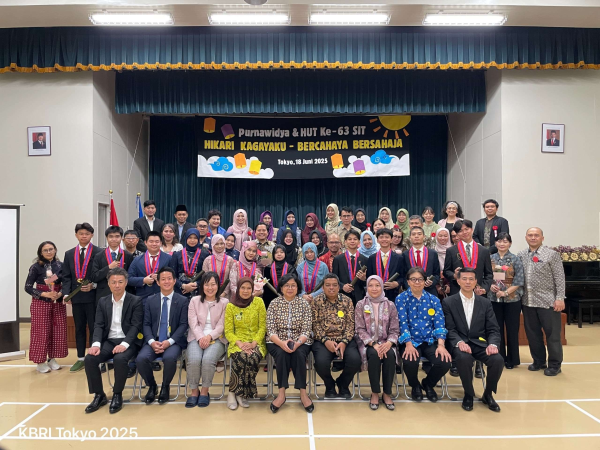 47 Siswa Lulus, Sekolah Indonesia Tokyo Rayakan Purnawidya dan HUT ke-63