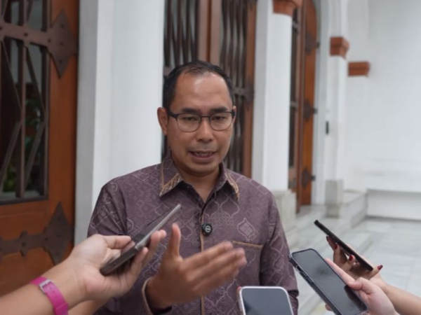Kemlu Tingkatkan Status Keamanan di Iran, Evakuasi WNI Disiapkan