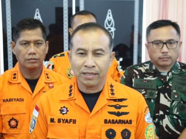 WNA Asal Brasil Tewas Usai Terjatuh di Jurang Gunung Rinjani, Dievakuasi Tim SAR