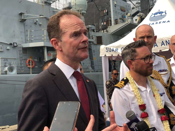 Kapal Perang HMS Richmond Sandar di Jakarta, Inggris Pererat Kemitraan dengan Indonesia