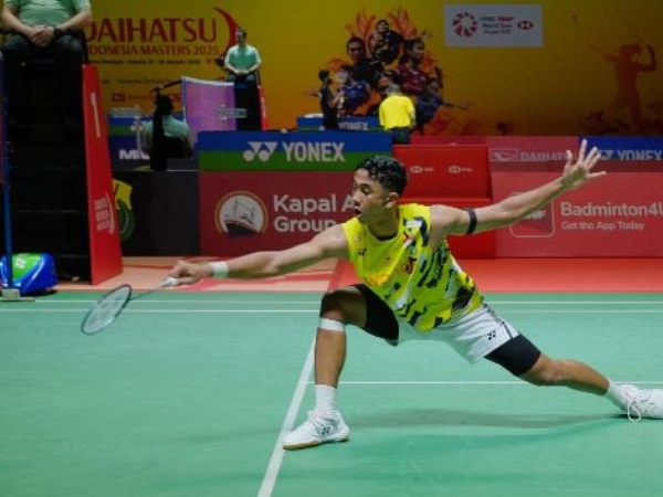 Alwi Farhan Tembus Final Perdana di Ajang BWF World Tour