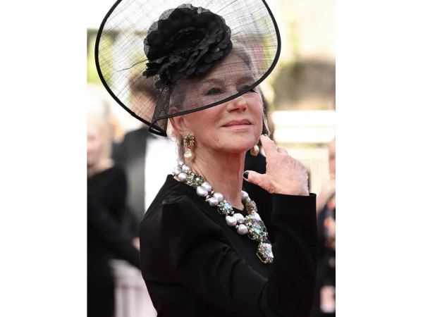 Helen Mirren Dicalonkan Jadi James Bond, Namun Ia Tegaskan: Karakter Ini Harus Tetap Diperankan Pria