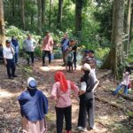 Latih Kepercayaan Diri, 12 Peserta Ikuti Sesi Olah Vokal Public Speaking di Tahura Bandung