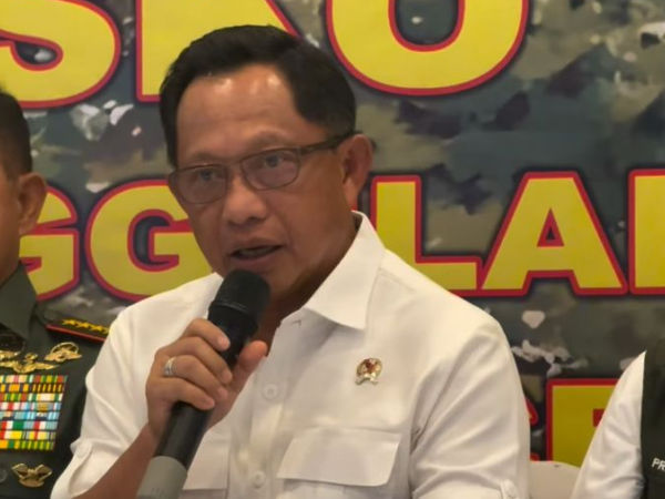 Mendagri Tegaskan Kepala Daerah Wajib Tetap di Wilayah Hingga 15 Januari 2026